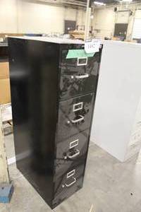 lot 1482 image: Lot of (2) Hon Metal File Cabinets 4-Drawer