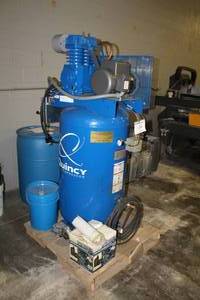 lot 1304 image: Quincy Compressor Air Compressor QT-5