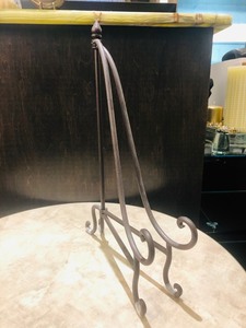 16 DISPLAY STAND