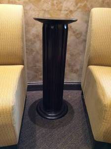 WOOD PLANT STAND PILLAR