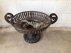 GIANT TROPHY STYLE GRECIAN URN IRON FLOWER POT HOLDER