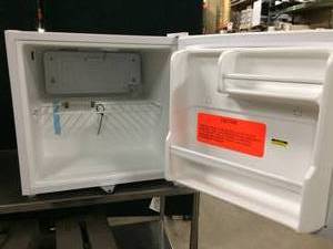 lot 39 image: SELLING ONLINE USED $800&nbspThermo Scientific Under Counter Refrigerator Model 3756 WITH LOCK - KEY NEEDS TO BE REPLACED - EXCELLENT WORKING CONDITION