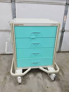 lot 10 image: MSRP $1500 ARMSTRONG MEDICAL A-SMART CART 4 DRAWER WITH ORGANIZING SORTING DIVIDERS INSIDE - BUILT TO LAST A LIFETIME GREAT CONDITION 