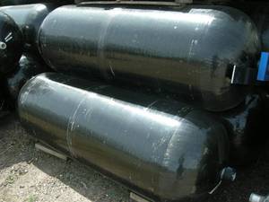 lot 6 image: 2 CNG Aluminum Natural Gas Tanks