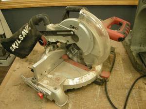 lot 36 image: Skilsaw Compound Miter Saw