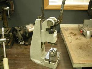 lot 42 image: Schmidt Manual Toggle Arbor Precision Press