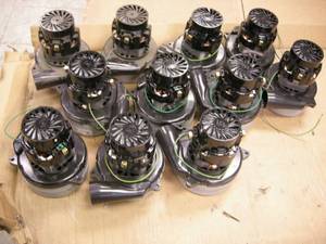 lot 190 image: 11 Lamb Ametek Vacuum Motors