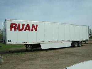 lot 2 image: 2019 Champion Composite 53 Repairable Semi Trailer Sold as Parts Only