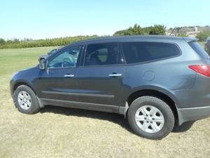 2012 Chevy Traverse LS AWD