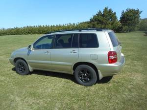lot 2 image: 2003 Toyota Highlander 4x4