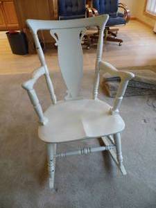 lot 10 image: Rocker