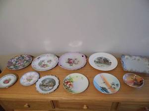 lot 49 image: Decorative Plates
