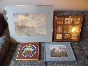 lot 117 image: 4 Pc Artwork