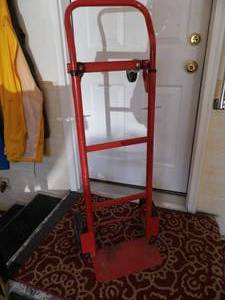 lot 132 image: 2 Wheel Dolly