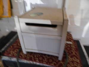 lot 133 image: Suncast Hose Reel w Hose