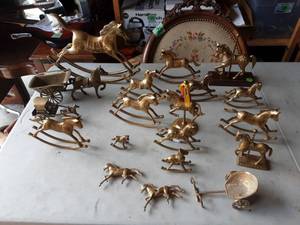 lot 16 image: Rocking Horses, Carousel, Horse & Buggy