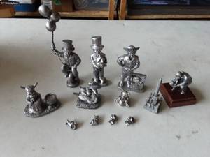 lot 29 image: Pewter Tone Collectibles