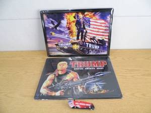 lot 14 image: Lot of 2 Trump Signs - Knife