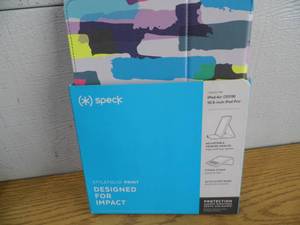 lot 24 image: New Speck Case for iPad Air or Pro