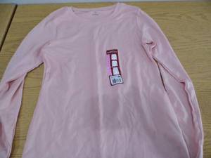 lot 39 image: New Eddie Bauer