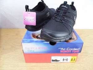 lot 46 image: New Ladies Skechers Flex