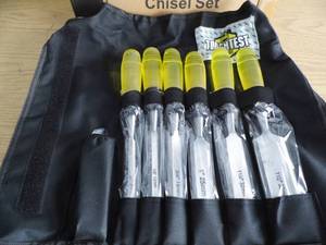 lot 121 image: New Chisel Set