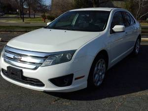 2010 Ford Fusion 4-Door Sedan