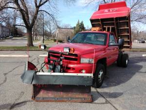 2000 Dodge Ram 3500 2-Door Dump Truck with V-Plow