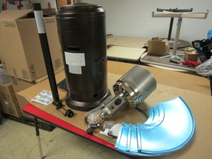 lot 220 image: GAS-FIRED 40,000 BTU PATIO HEATER - NEW