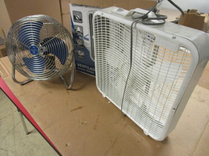 lot 222 image: PATTON HIGH-VELOCITY AIR CIRCULATOR, AEROSPEED 20 BOX FAN