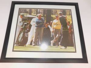 lot 31 image: Signed Golfers Photo