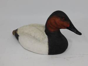 lot 6 image: Hand Painted Duck Decoy