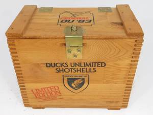 lot 8 image: Rare 1983 Ducks Unlimited Ammo Box