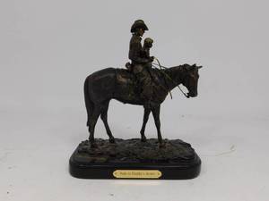 lot 14 image: Safe In Daddys Arms Paul Cameron Smith