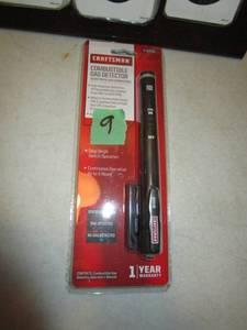 lot 9 image: Craftsman Combustible Gas Detector