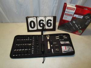 lot 66 image: Craftsman 63 pc Mechanics Tool Set