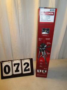 lot 72 image: Craftsman  60 Tripod