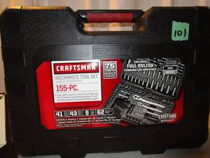 lot 101 image: Craftsman 155 pc Mechanics Set