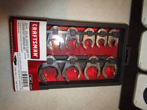 lot 136 image: Craftsman 10 pc 38 Drive Flare Nut Crowfoot Wrench  Set