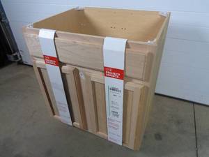 lot 18 image: New Oak Front Sink Cabinet