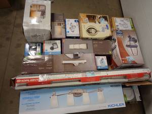 lot 74 image: 16 Light Fixtures - Some need repair, parts, etc. Take what you want.