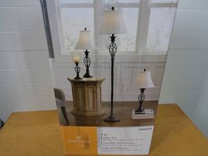 lot 75 image: New 4 Pc Lamp Set (missing glass globe)