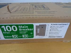 lot 77 image: Siemens 100 Amp PL Series Load Center (needs TLC)