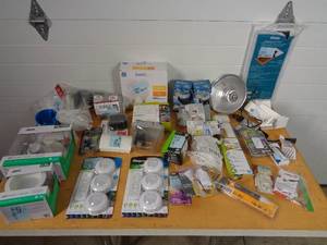 lot 84 image: Large Lot of Electrical Supplies - Customer Returns