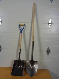 lot 99 image: 2 New Shovels