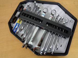 lot 116 image: New Kobalt 23 pc Wrench Set