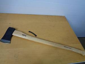lot 151 image: New Hickory Handle Axe