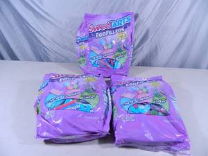 lot 171 image: Over 9 Lbs of Sweetarts