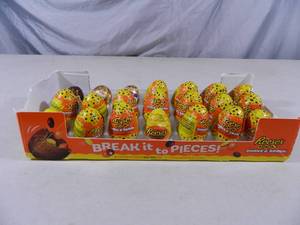 lot 212 image: 21 New Eggs