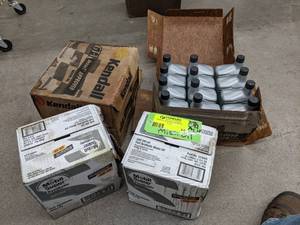 lot 64 image: Lot of (4) Cases of  Mobil SAE 0W-20, Kendall GT-1 SAE 0W-20 1-qt. Bottles